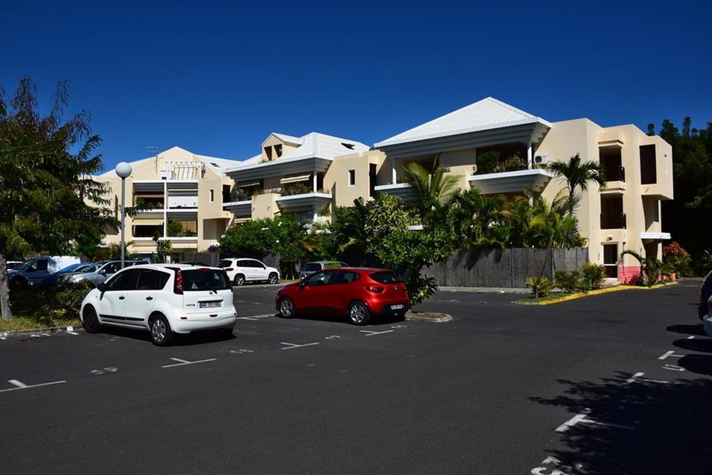 Baliste Jardin De Corail Apartment Saint-Gilles Les Bains Exterior photo